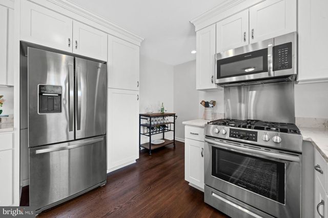3 CARRIAGE RD, Greenville, DE 19807