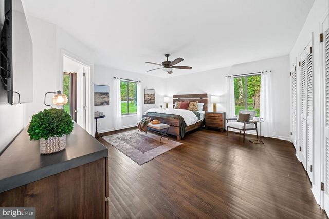 3 CARRIAGE RD, Greenville, DE 19807