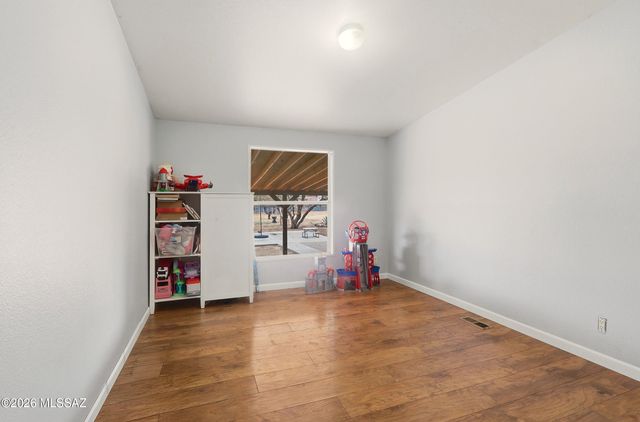 12095 W Daviti Lane, Tucson, AZ 85736