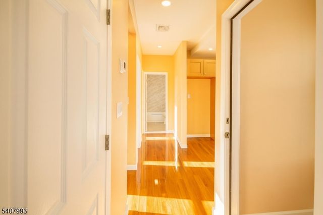 153 Walnut St 2, Montclair Twp., NJ 07042