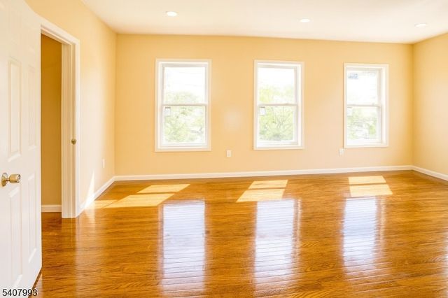 153 Walnut St 2, Montclair Twp., NJ 07042