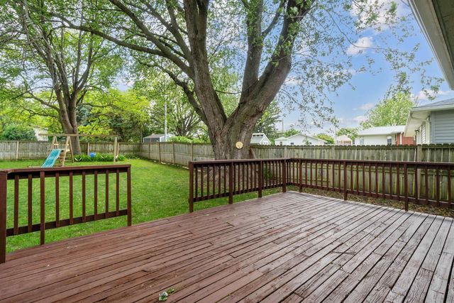 122 Park Lane, Waterloo, IA 50702