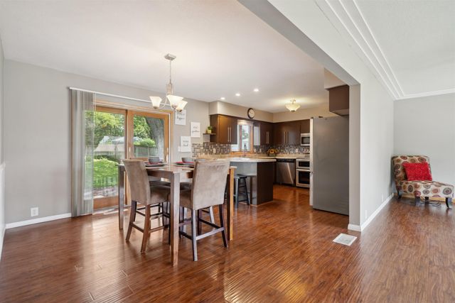 122 Park Lane, Waterloo, IA 50702