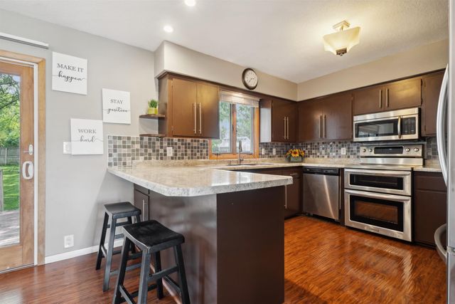 122 Park Lane, Waterloo, IA 50702