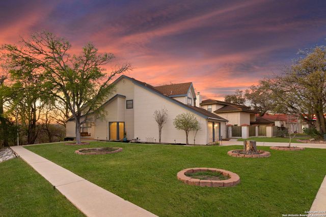805 Summerwood, New Braunfels, TX 78130
