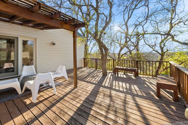 805 Summerwood, New Braunfels, TX 78130