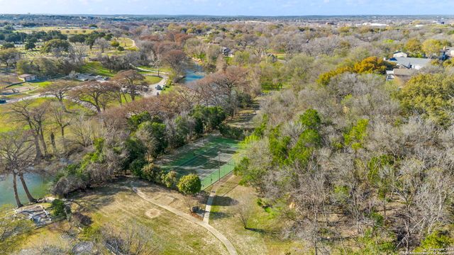 805 Summerwood, New Braunfels, TX 78130