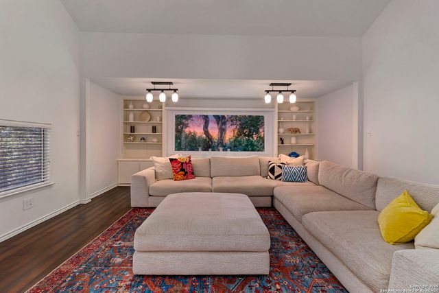 805 Summerwood, New Braunfels, TX 78130