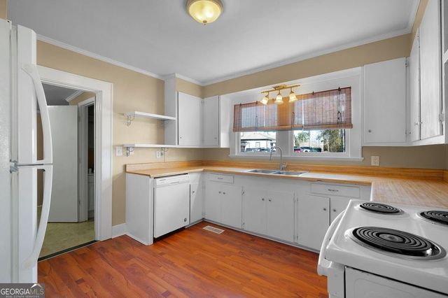 611 Briarwood Circle NW, Rome, GA 30165