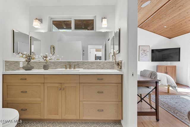 5838 Busch Drive, Malibu, CA 90265