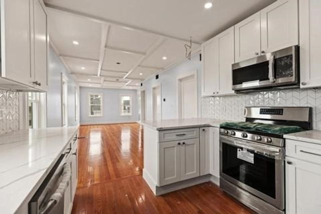 1008 Winthrop Ave 2, Revere, MA 02151