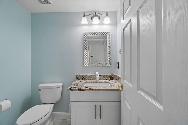 18032 MALAKAI ISLE DRIVE, Tampa, FL 33647