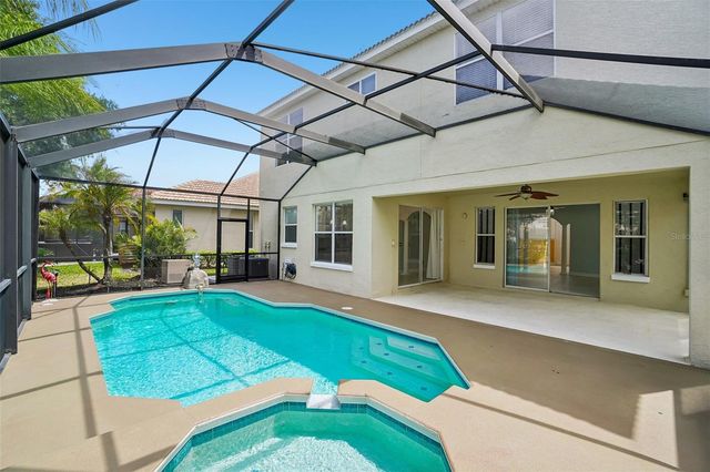18032 MALAKAI ISLE DRIVE, Tampa, FL 33647