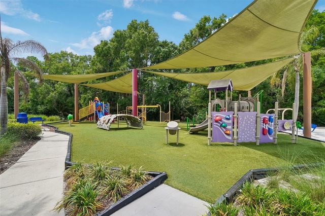 18032 MALAKAI ISLE DRIVE, Tampa, FL 33647