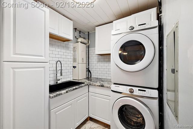 37106 Farley Street, Clinton Township, MI 48036