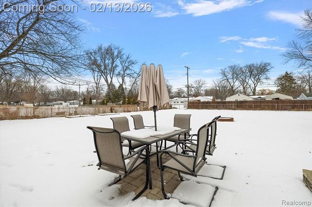 37106 Farley Street, Clinton Township, MI 48036