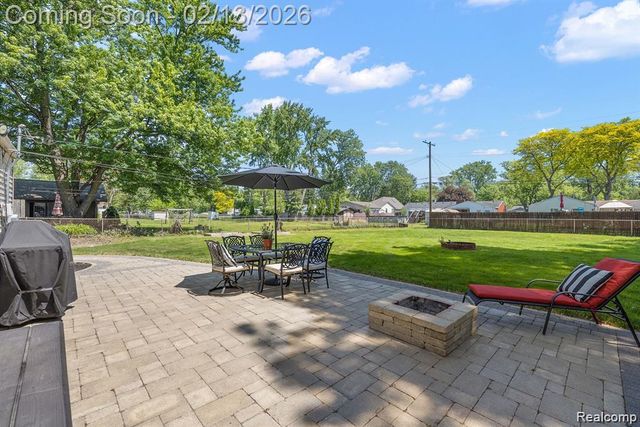 37106 Farley Street, Clinton Township, MI 48036