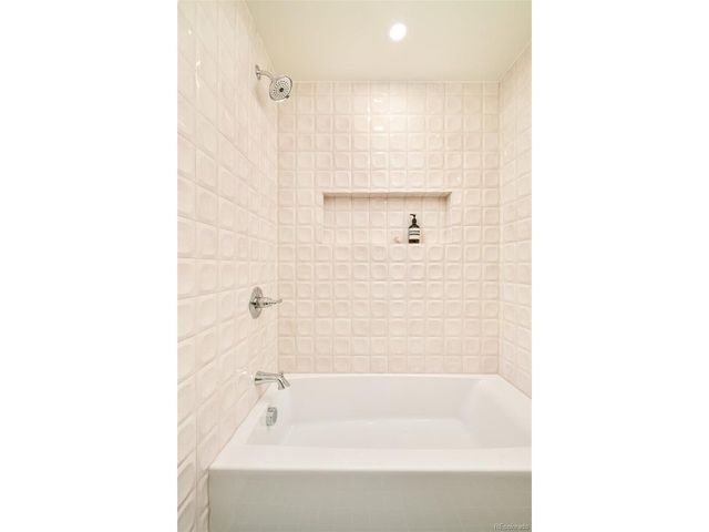 1641 Zenobia St, Denver, CO 80204