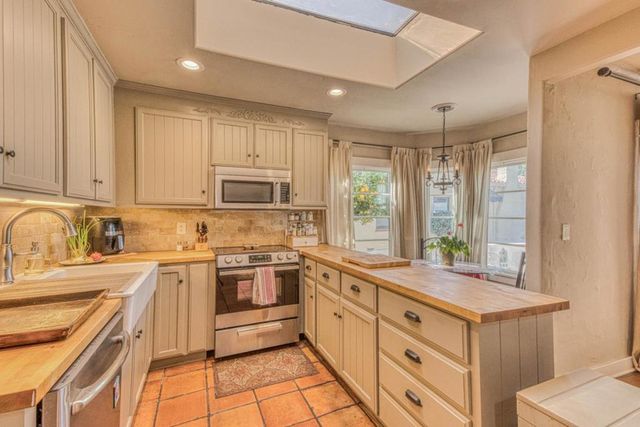 137 Maple Street, Salinas, CA 93901