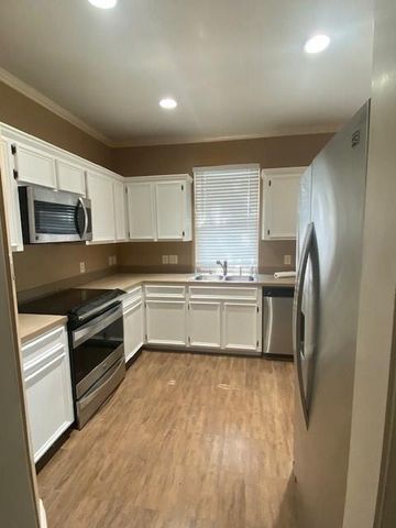 6815 Independence Boulevard, Baytown, TX 77521
