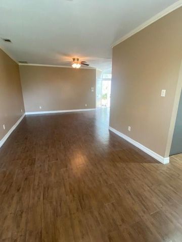 6815 Independence Boulevard, Baytown, TX 77521