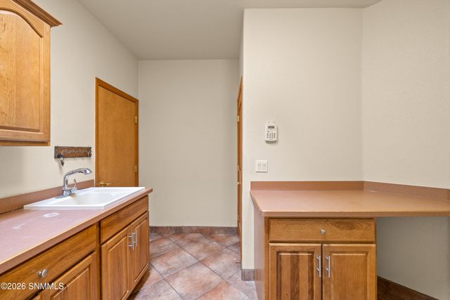 3589 Cave Creek, Las Cruces, NM 88011