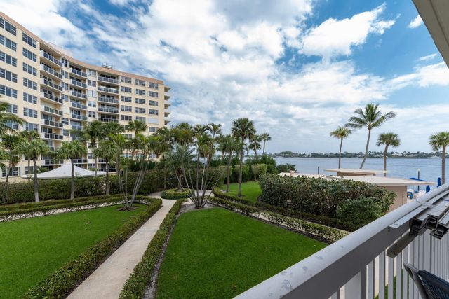 2600 N Flagler Drive 205, West Palm Beach, FL 33407