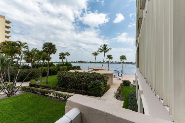 2600 N Flagler Drive 205, West Palm Beach, FL 33407