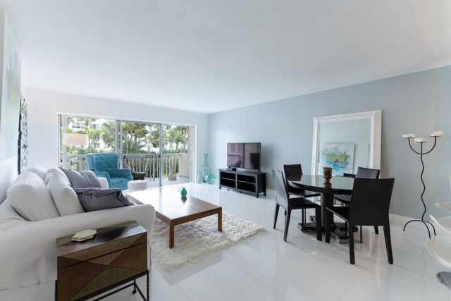 2600 N Flagler Drive 205, West Palm Beach, FL 33407