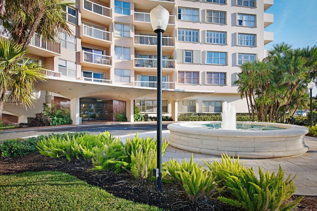 2600 N Flagler Drive 205, West Palm Beach, FL 33407