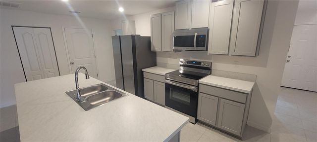 6193 SW 144TH STREET ROAD, Ocala, FL 34473