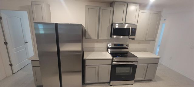 6193 SW 144TH STREET ROAD, Ocala, FL 34473