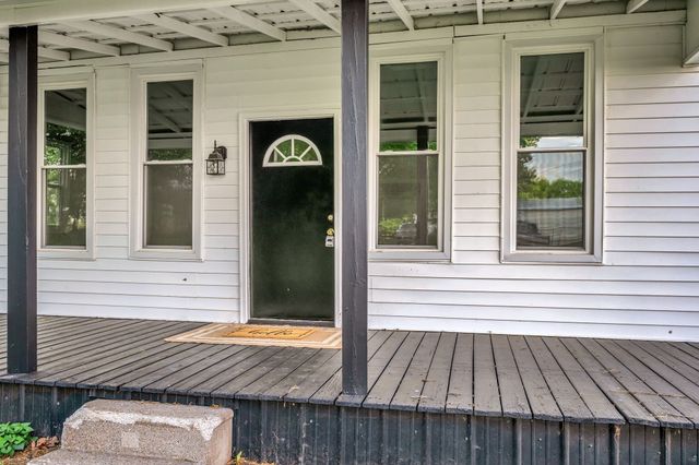 5912 Old Church Rd, Springfield, TN 37172