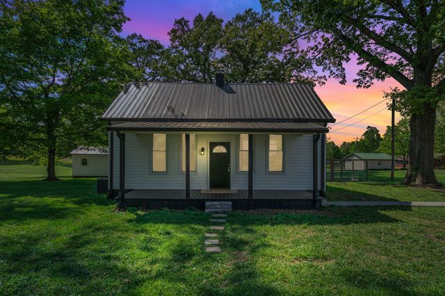 5912 Old Church Rd, Springfield, TN 37172