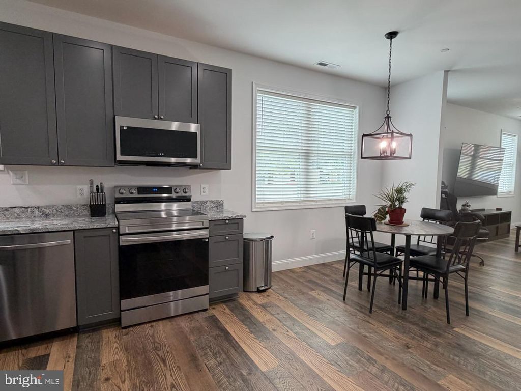Image 16 of property listing at 110 N SCHOOL ST, Greensboro, MD 21639