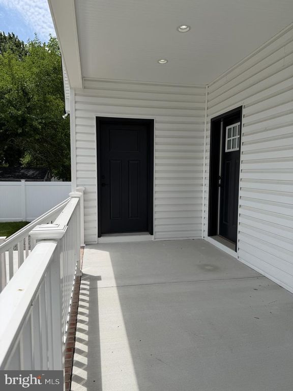 Image 46 of property listing at 110 N SCHOOL ST, Greensboro, MD 21639