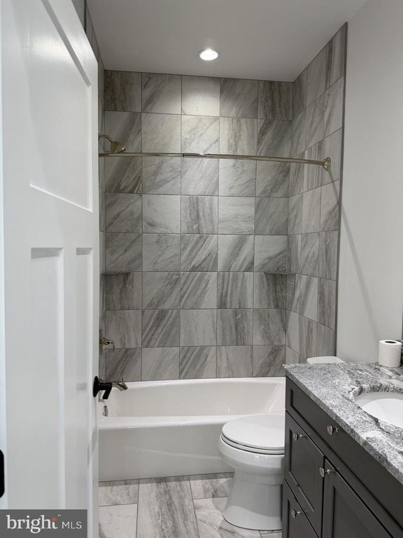 Image 47 of property listing at 110 N SCHOOL ST, Greensboro, MD 21639