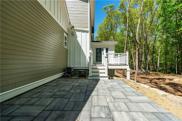 520 Greenbush Road, Warwick, RI 02818