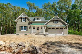 520 Greenbush Road, Warwick, RI 02818