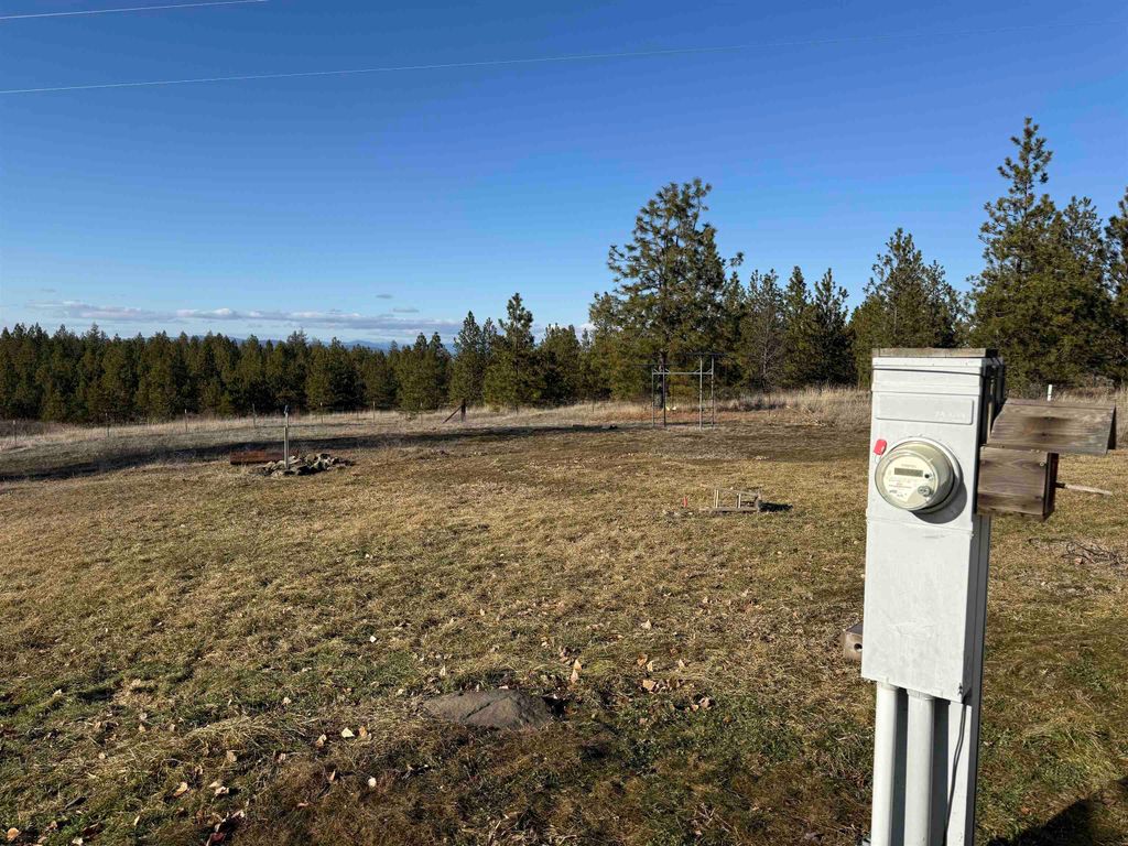 15211 N Wood Rd, Nine Mile Falls, WA 99026 photo 18