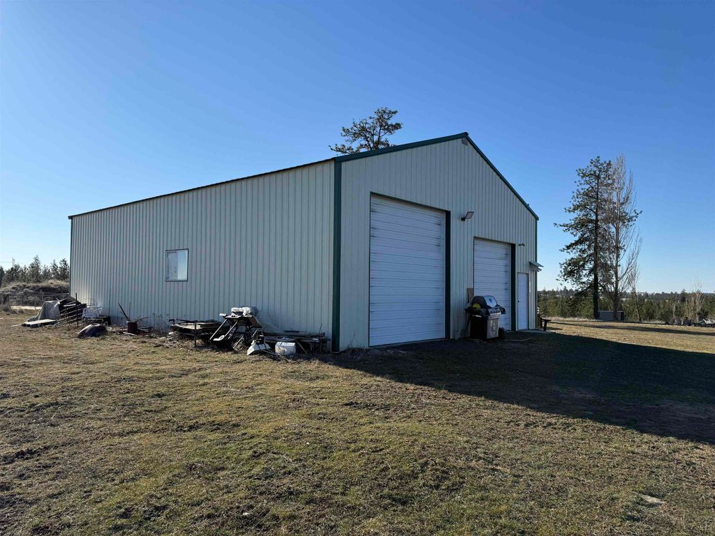 15211 N Wood Rd, Nine Mile Falls, WA 99026 photo 22