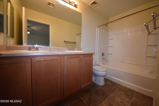5095 E Fishhook Court, Tucson, AZ 85756