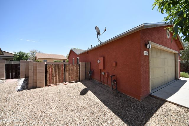 5095 E Fishhook Court, Tucson, AZ 85756
