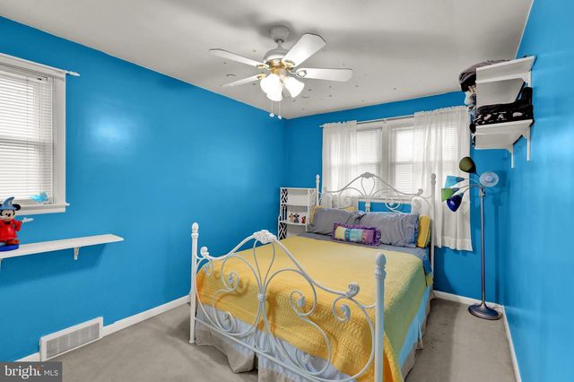 26 WINGERT RD, Wyomissing, PA 19610