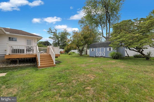 26 WINGERT RD, Wyomissing, PA 19610