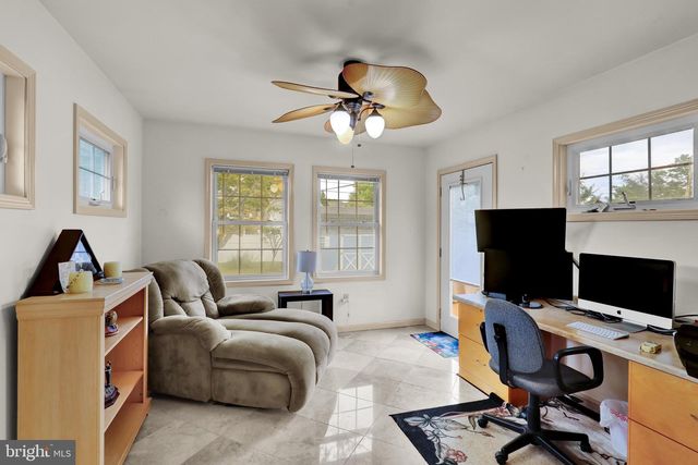 26 WINGERT RD, Wyomissing, PA 19610