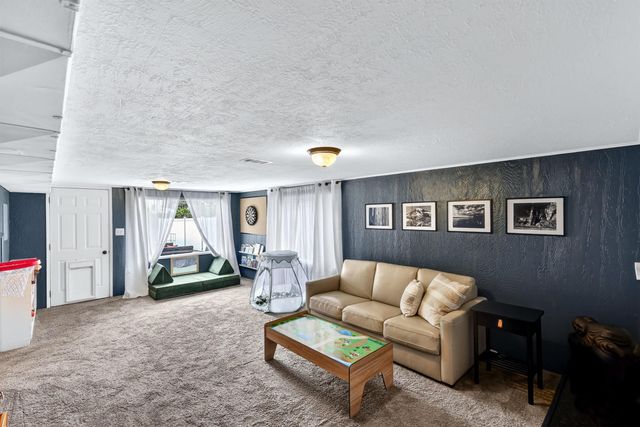 4515 N C St, Spokane, WA 99205