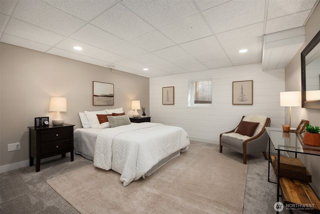 22018 SE 35th Street, Sammamish, WA 98075