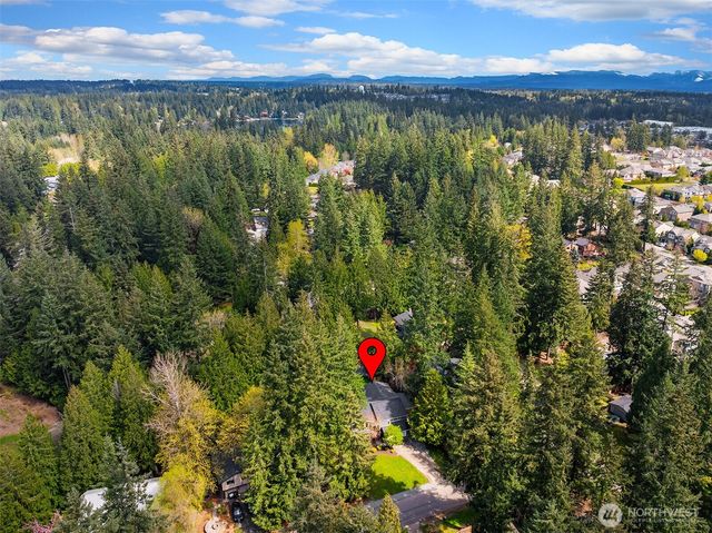 22018 SE 35th Street, Sammamish, WA 98075