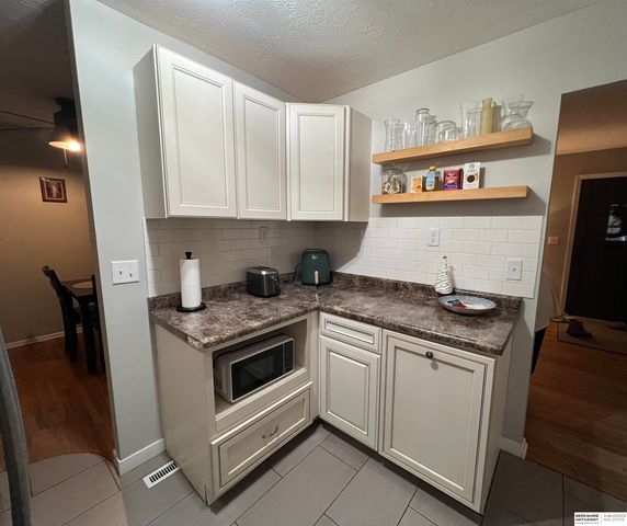 3022 S 120 Street, Omaha, NE 68144